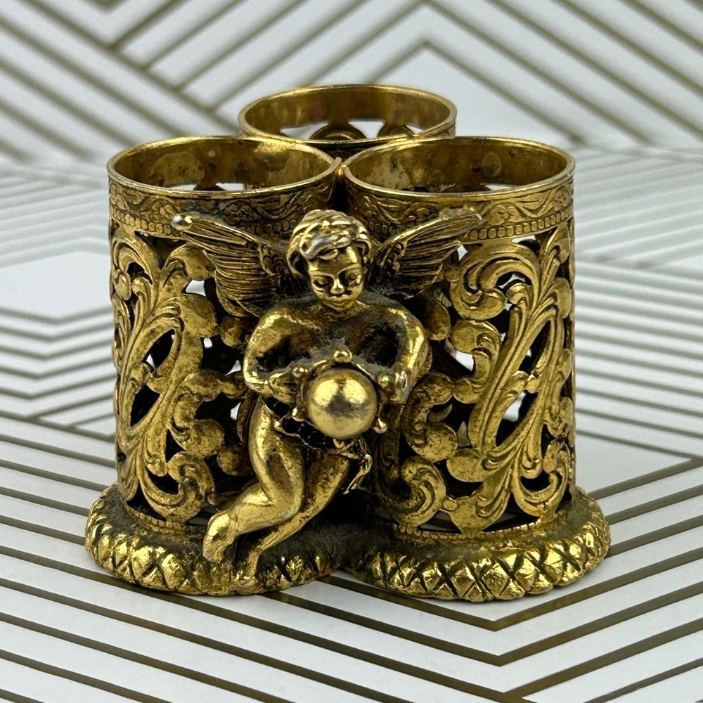 Vintage Stylebuilt Frame Co NY Cherub Lipstick Holder Vanity 1960s Gold